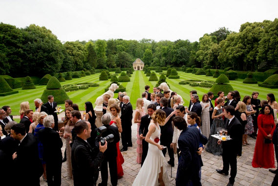 valentino table 3