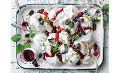 smashed pavlova fifi raspberry