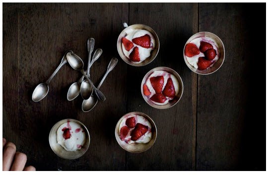 strawberries cream mimi