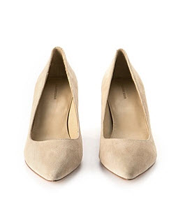 country Road suede camel pumps