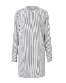 You need a blue stripe shirt! #LuxetoLess. – The FiFi Report