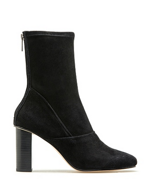 Need Now: Black sock boots ! #Luxetoless – The FiFi Report